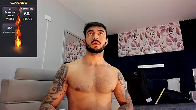 Snapshot of MarkWalker__ chatting on April 2026 09:48:02 AM MarkWalker online show from April 2026 09:48:02 AM