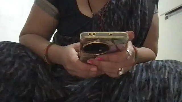 Riyasingh9 online show from February 2026 03:56:02 AM