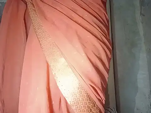 Snapshot of YUKTAPOWER chatting on February 2025 10:54:01 PM YUKTAPOWER online show from February 2025 10:54:01 PM