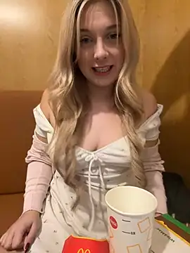 CherryAuroraa online show from December 2024 10:10:02 PM