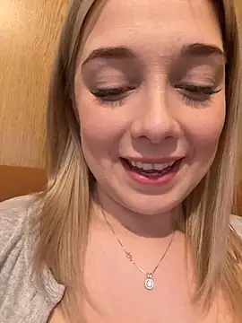 CherryAuroraa online show from January 2025 01:24:01 PM