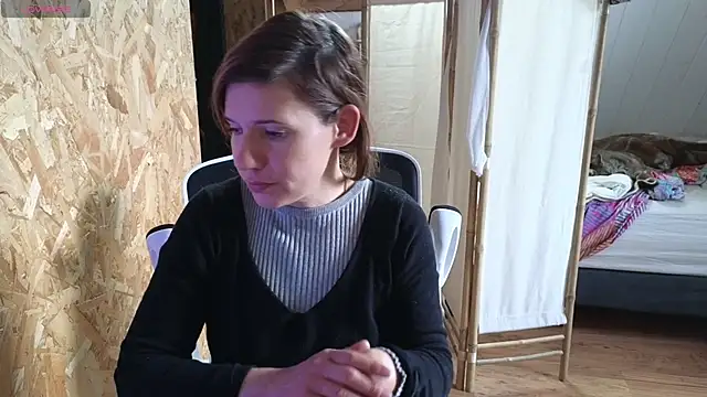 Lina lou4 online show from March 2025 12:44:01 PM