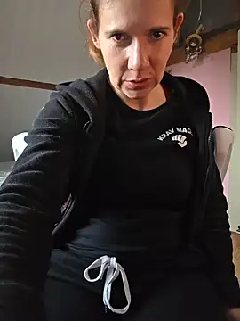 Lina lou4 online show from February 2026 04:36:02 PM