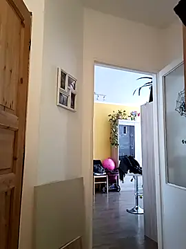 82liska online show from September 2025 12:49:01 PM