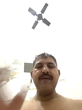 Amandev7 online show from February 2026 03:38:02 AM