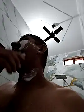 Amandev7 online show from March 2026 05:04:02 AM