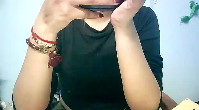 Snapshot of lovelydesi21 chatting on March 2025 03:19:01 PM lovelydesi21 online show from March 2025 03:19:01 PM