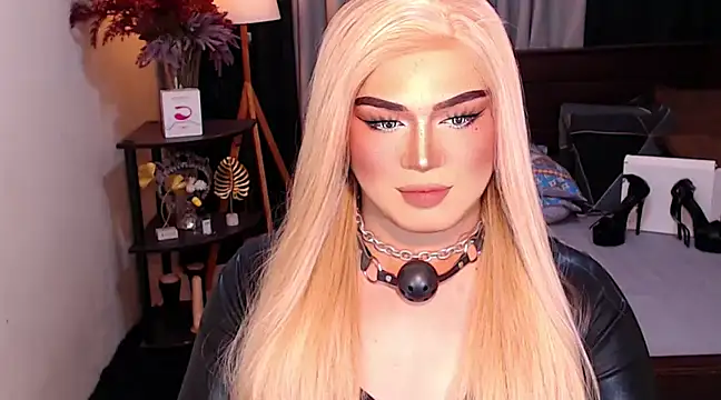 Snapshot of Bitch_Fowler69 chatting on December 2024 04:32:02 PM Bitch Fowler69 online show from December 2024 04:32:02 PM