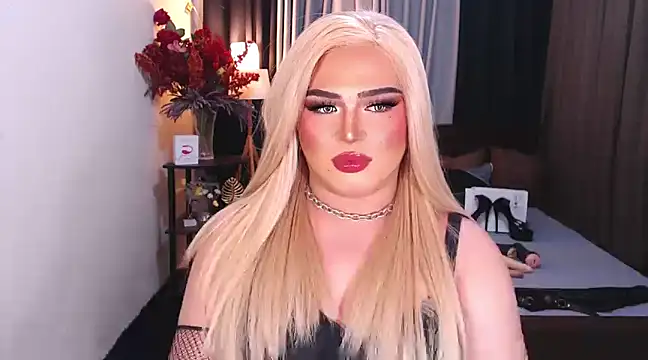 Snapshot of Bitch_Fowler69 chatting on January 2025 06:05:02 PM Bitch Fowler69 online show from January 2025 06:05:02 PM