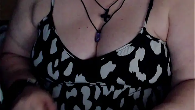 Snapshot of mayasmith chatting on June 2026 09:55:02 AM mayasmith online show from June 2026 09:55:02 AM