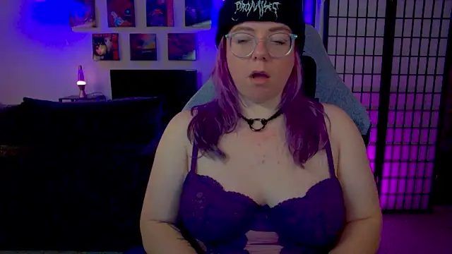 KiraSpitQueen online show from February 2026 04:43:01 AM
