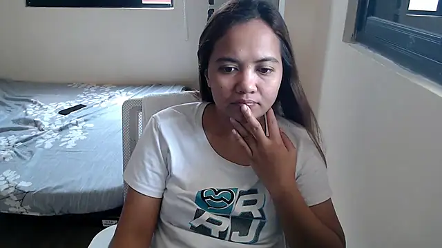 xTheLastVIRGINx online show from September 2025 05:40:01 AM