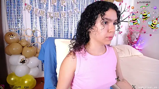 Karolina 1 online show from April 2026 01:56:01 PM