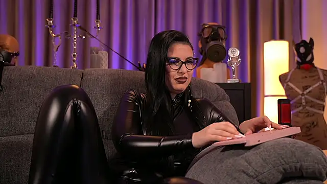 Snapshot of kelly_kent chatting on December 2024 05:16:02 AM kelly kent online show from December 2024 05:16:02 AM
