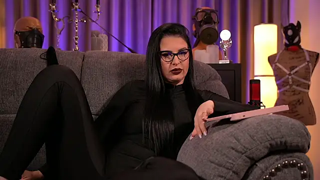 Snapshot of kelly_kent chatting on December 2024 01:26:01 AM kelly kent online show from December 2024 01:26:01 AM