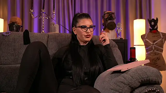 Snapshot of kelly_kent chatting on January 2025 01:04:02 AM kelly kent online show from January 2025 01:04:02 AM