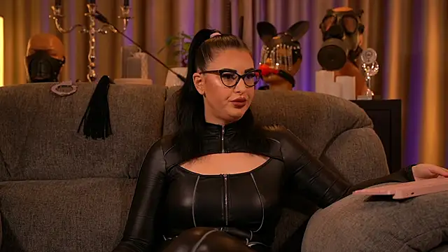 Snapshot of kelly_kent chatting on September 2025 10:37:01 PM kelly kent online show from September 2025 10:37:01 PM