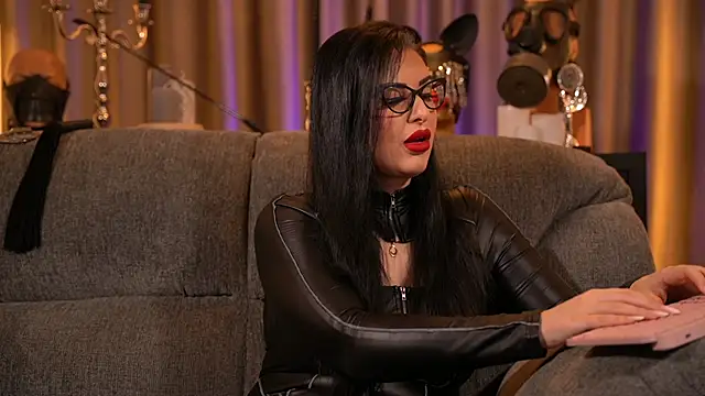 kelly kent online show from December 2025 10:36:01 PM