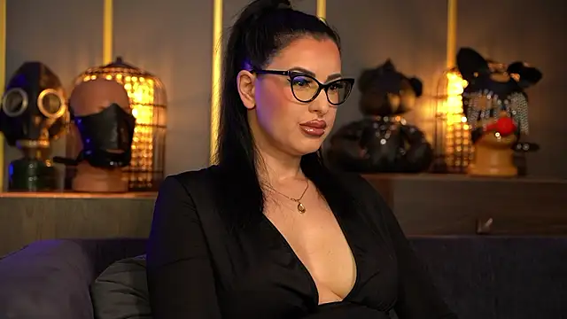 Snapshot of kelly_kent chatting on February 2026 12:18:02 AM kelly kent online show from February 2026 12:18:02 AM