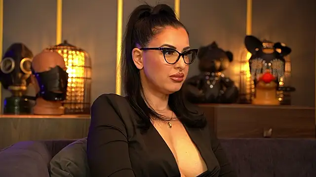 Snapshot of kelly_kent chatting on February 2026 11:12:01 PM kelly kent online show from February 2026 11:12:01 PM