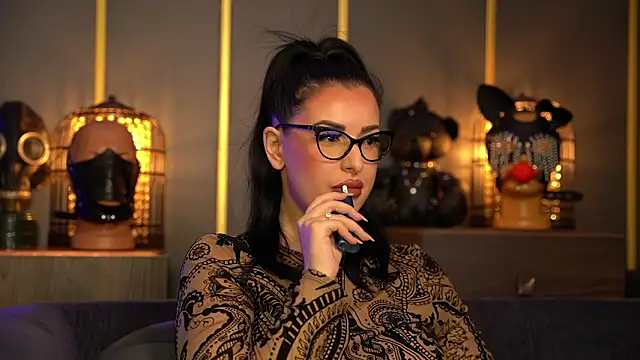 Snapshot of kelly_kent chatting on February 2026 11:02:02 PM kelly kent online show from February 2026 11:02:02 PM