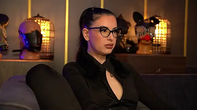 Snapshot of kelly_kent chatting on May 2026 11:03:01 PM kelly kent online show from May 2026 11:03:01 PM
