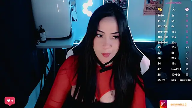 Emmy Ruiz online show from February 2025 10:22:01 PM