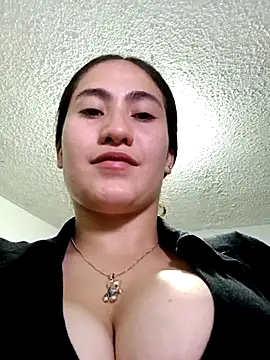Snapshot of francesca_baker1007 chatting on March 2025 11:27:01 PM francesca baker1007 online show from March 2025 11:27:01 PM
