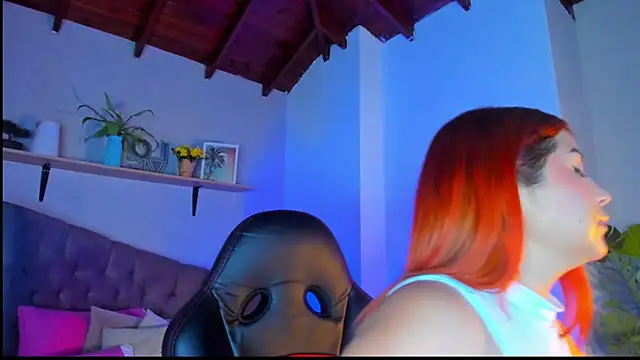 Gretta Queen online show from April 2026 06:35:01 PM