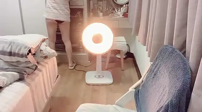 tw yaya online show from December 2024 02:02:02 AM