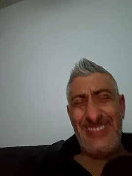 Snapshot of DildoG45 chatting on December 2025 05:20:02 PM DildoG45 online show from December 2025 05:20:02 PM