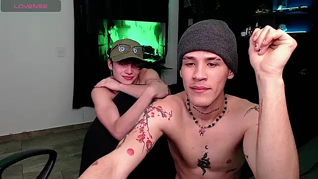 Snapshot of andybxby chatting on January 2025 09:12:01 PM andybxby online show from January 2025 09:12:01 PM