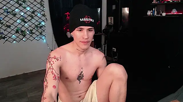 Snapshot of andybxby chatting on January 2025 08:21:01 PM andybxby online show from January 2025 08:21:01 PM