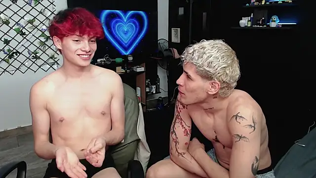 Snapshot of andybxby chatting on February 2025 11:25:02 PM andybxby online show from February 2025 11:25:02 PM