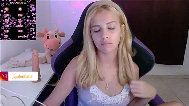 jujubinhahot online show from March 2025 10:54:01 PM