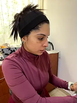 charlotte stevenss  online show from November 2025 03:23:01 PM