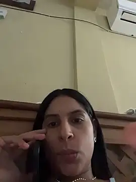 Snapshot of charlotte_stevenss_ chatting on April 2026 01:35:01 PM charlotte stevenss online show from April 2026 01:35:01 PM