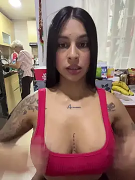 Snapshot of charlotte_stevenss_ chatting on May 2026 02:56:01 PM charlotte stevenss online show from May 2026 02:56:01 PM