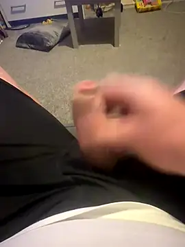 Averagematt1991 online show from October 2025 07:14:02 PM