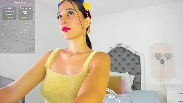 Snapshot of Valentina_Ross_ chatting on July 2026 11:58:02 AM Valentina Ross online show from July 2026 11:58:02 AM