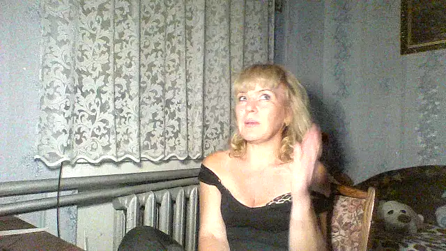 Snapshot of Annie_Heart chatting on September 2025 09:14:01 PM Annie Heart online show from September 2025 09:14:01 PM