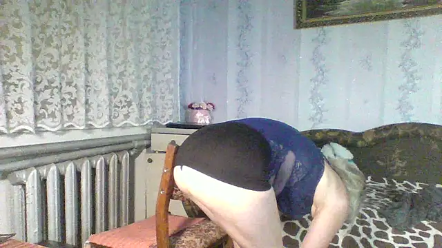 Snapshot of Annie_Heart chatting on September 2025 07:03:02 PM Annie Heart online show from September 2025 07:03:02 PM