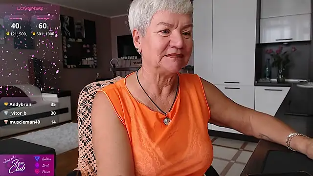 Snapshot of roxana_brooks chatting on July 2026 08:10:02 AM roxana brooks online show from July 2026 08:10:02 AM