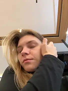 ValenciaShock online show from September 2025 06:35:02 AM