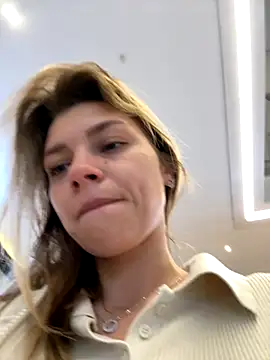 ValenciaShock online show from October 2025 06:35:02 AM