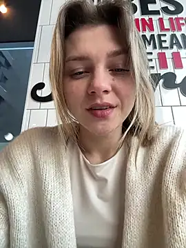 Snapshot of ValenciaShock chatting on January 2026 07:01:02 AM ValenciaShock online show from January 2026 07:01:02 AM