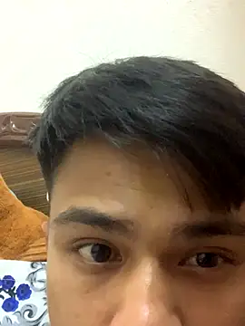 Hullax online show from November 2025 03:46:02 PM