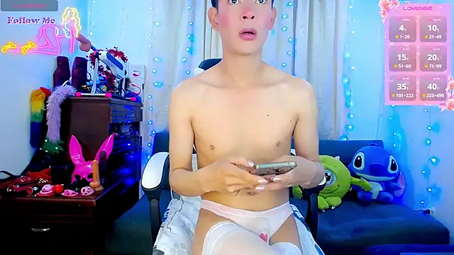 Aleexx    online show from November 2025 10:14:01 AM