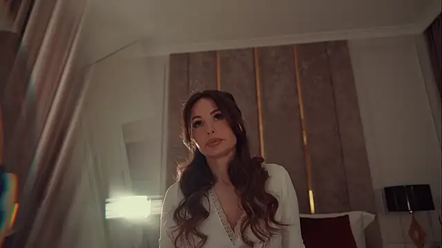 MilaDYstarlight online show from April 2026 06:55:02 PM