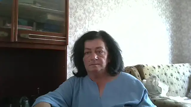 GypsiQueen2 online show from June 2026 12:22:01 PM
